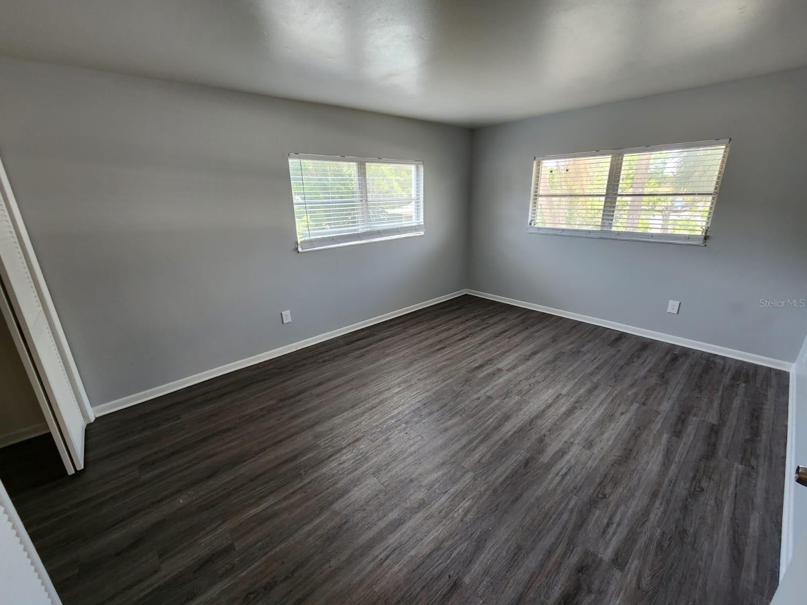 Image 12 of 17 For 2501 Renatta Drive 4