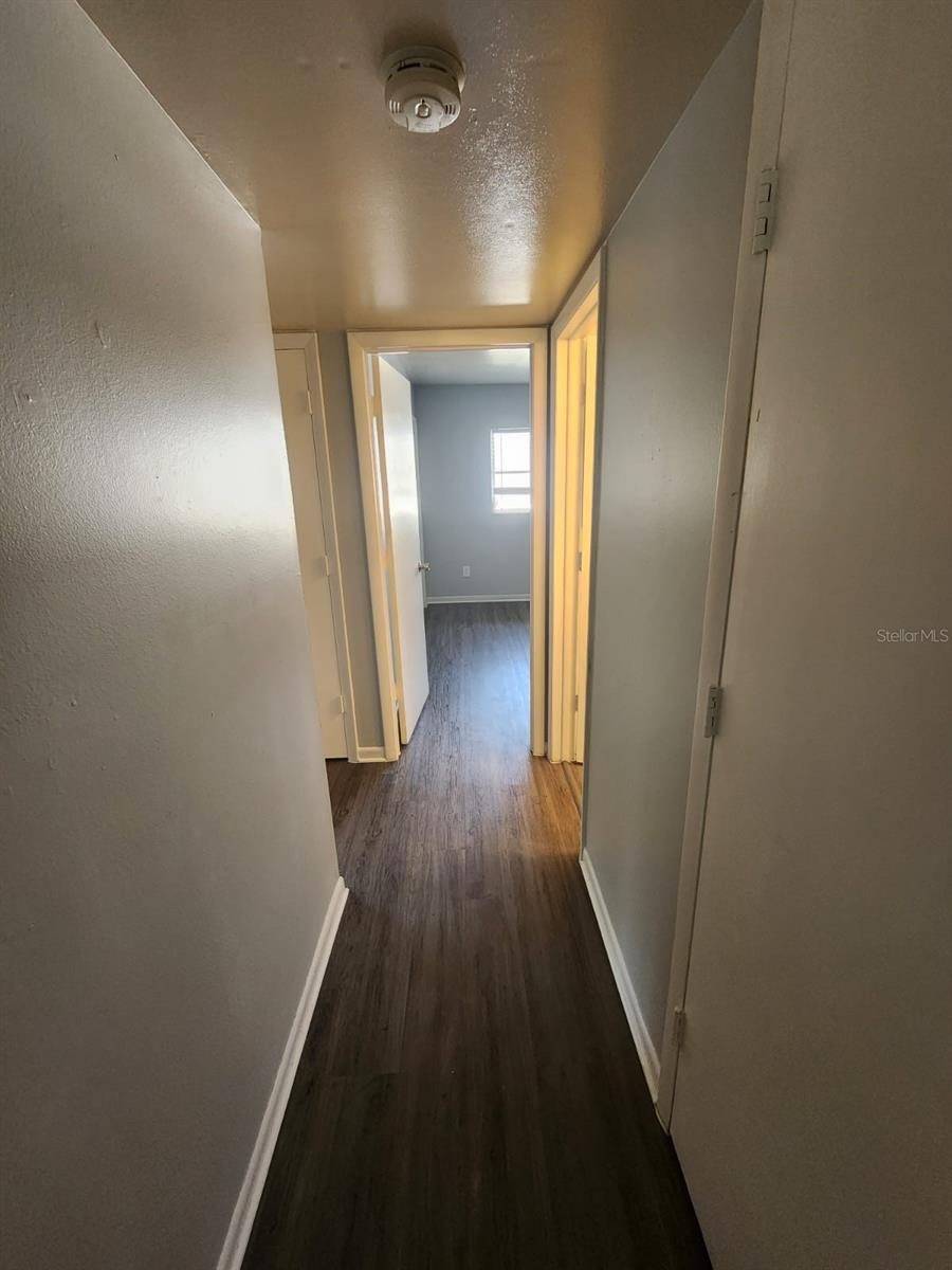 Image 9 of 17 For 2501 Renatta Drive 4