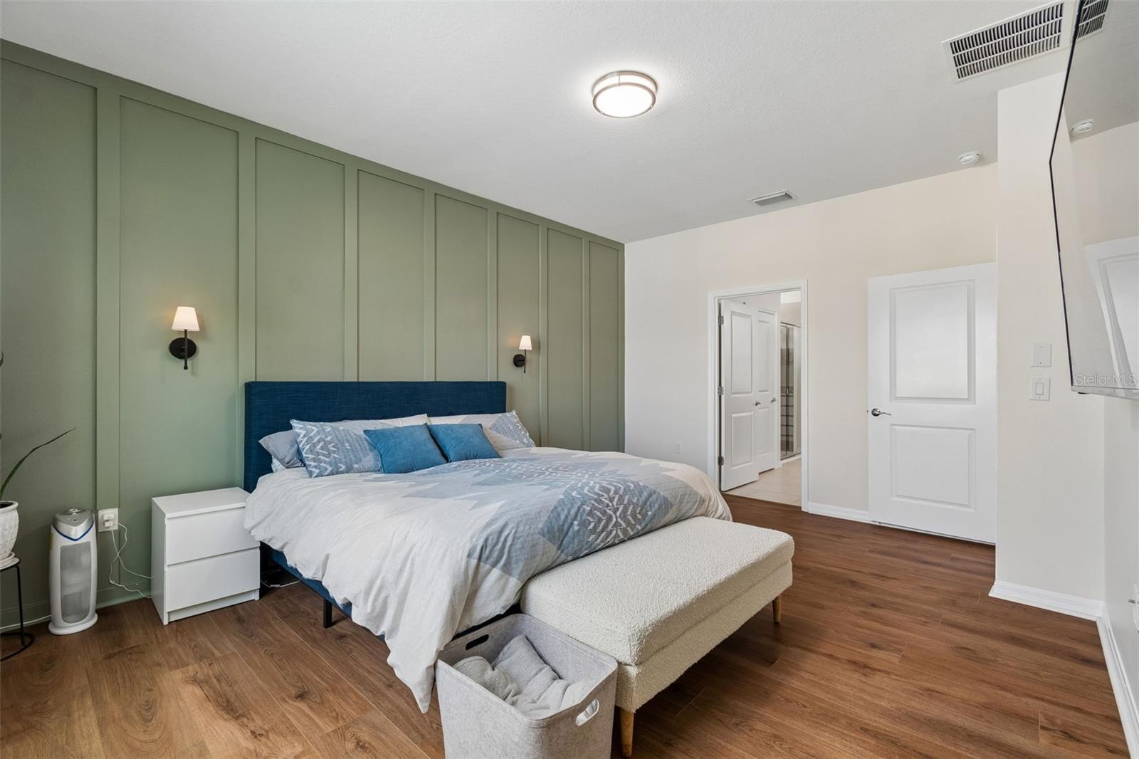 Image 22 of 49 For 1135 Pipestone Place