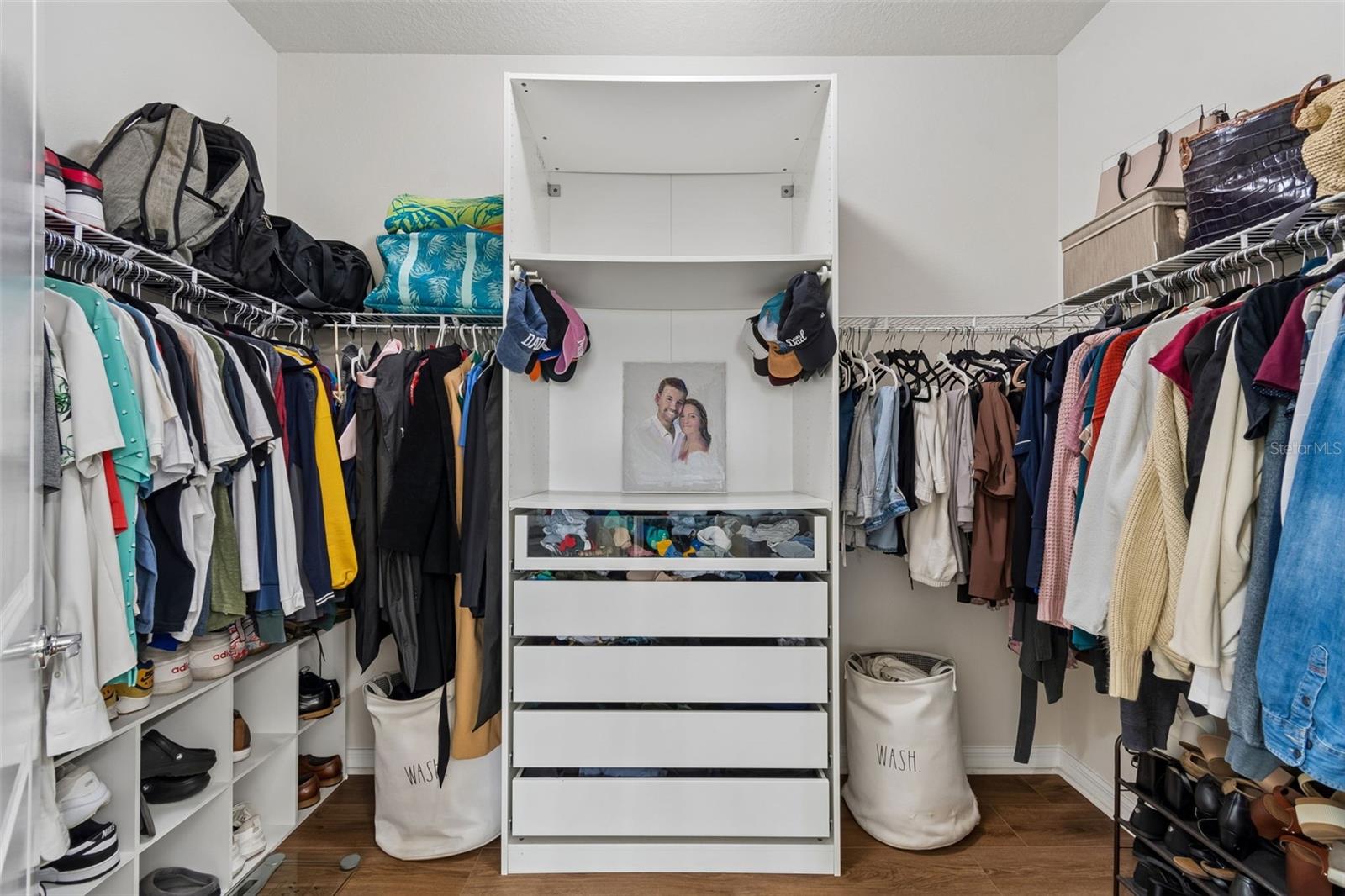 Image 27 of 49 For 1135 Pipestone Place