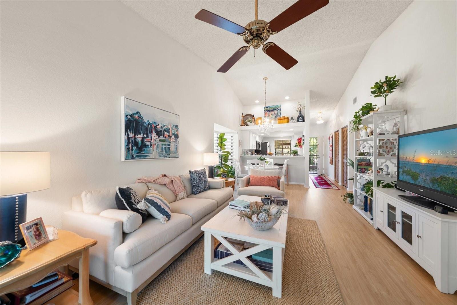 Image 14 of 28 For 11511 113th Street 10h