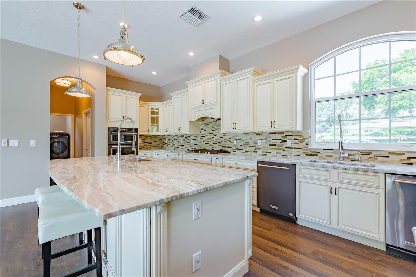 Image 7 of 15 For 1522 Haverhill Drive