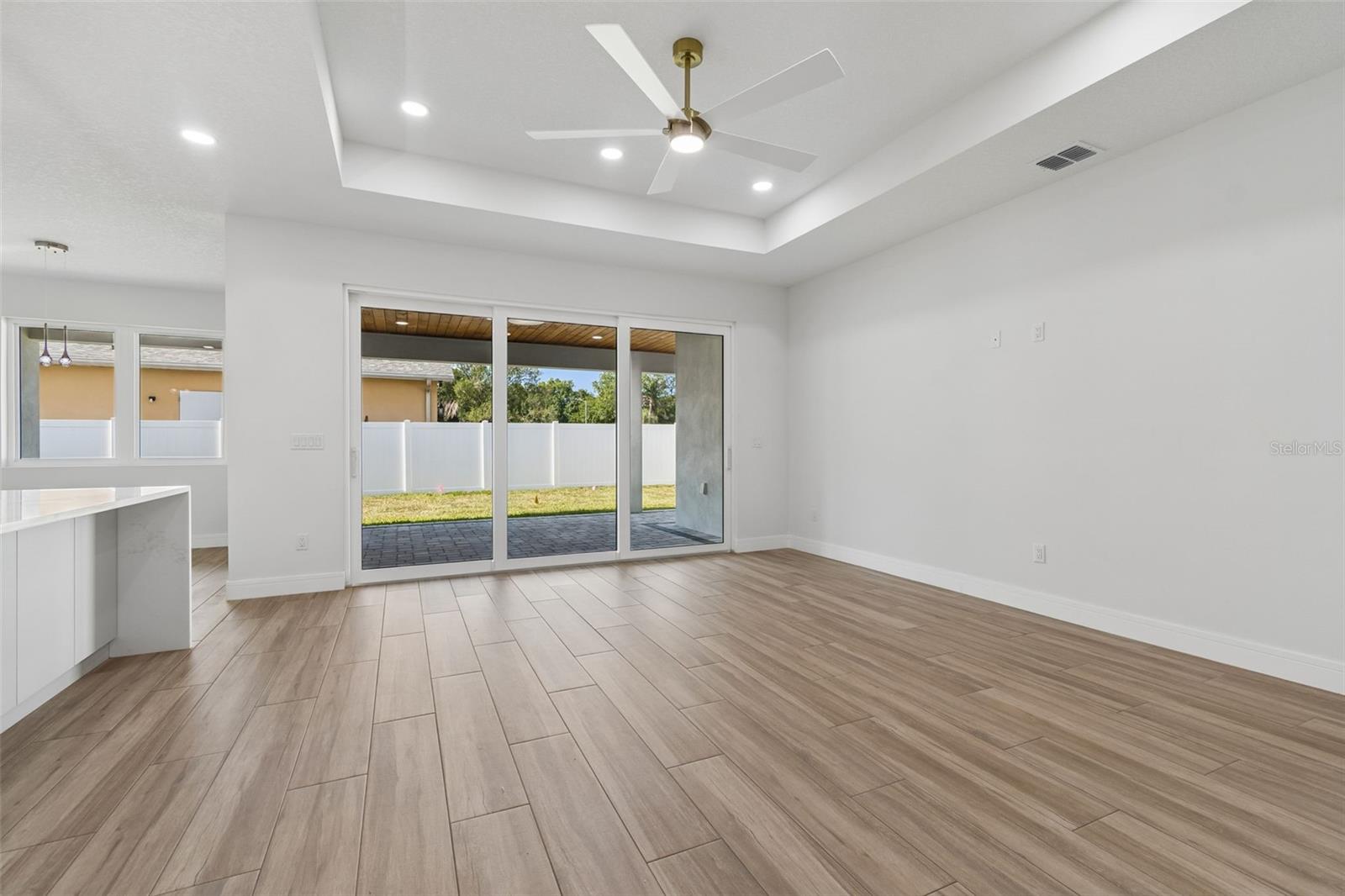 Image 11 of 50 For 1810 Erna Drive