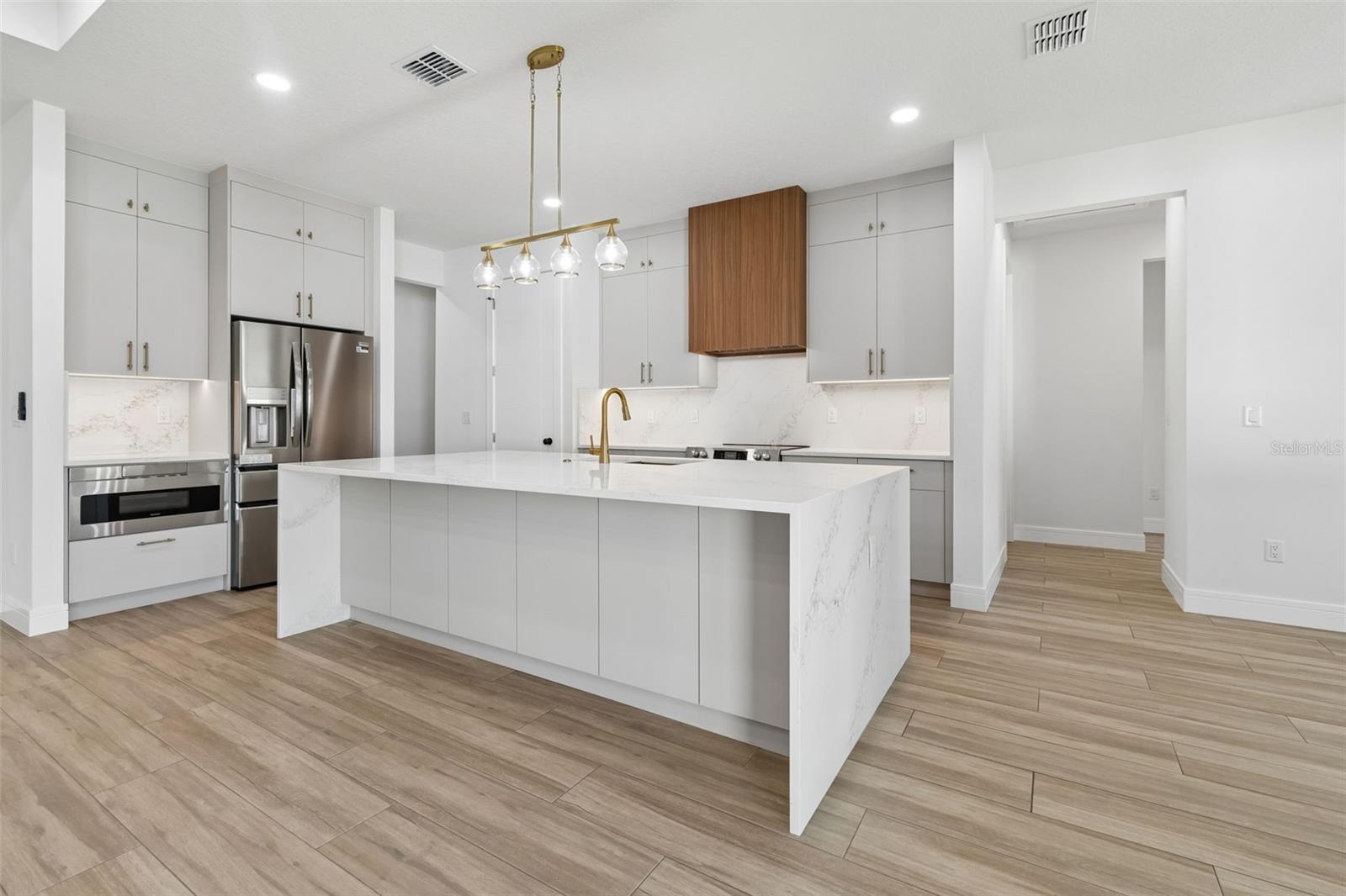 Image 14 of 50 For 1810 Erna Drive