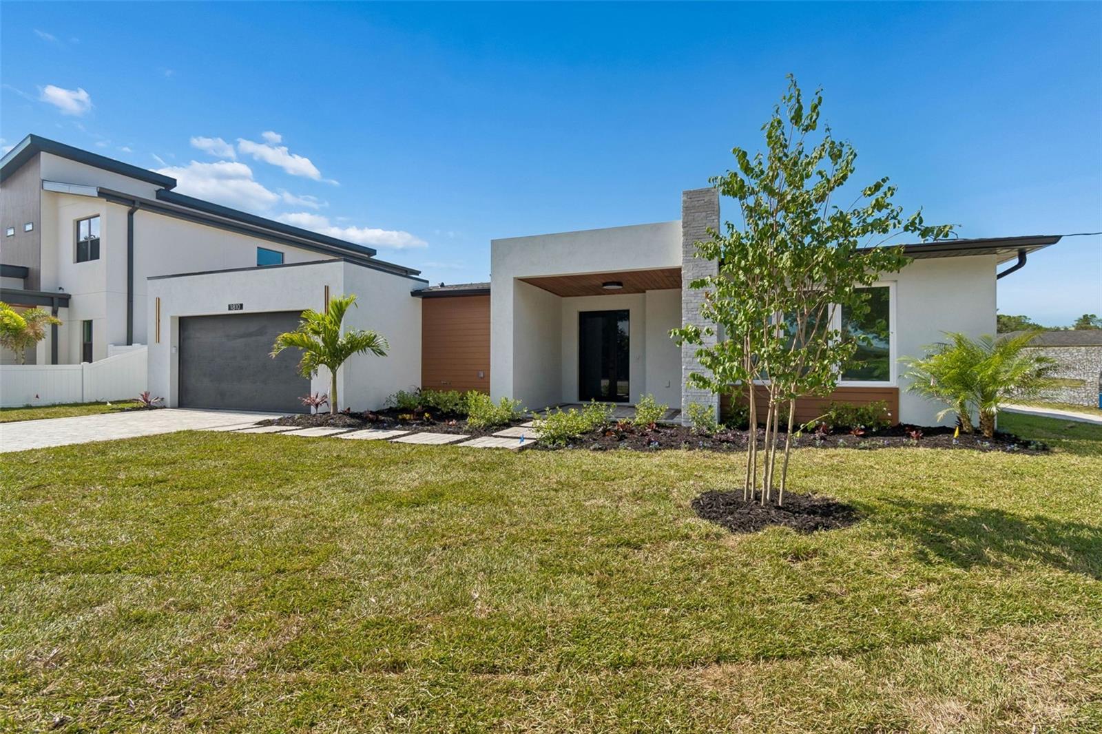 Image 2 of 50 For 1810 Erna Drive