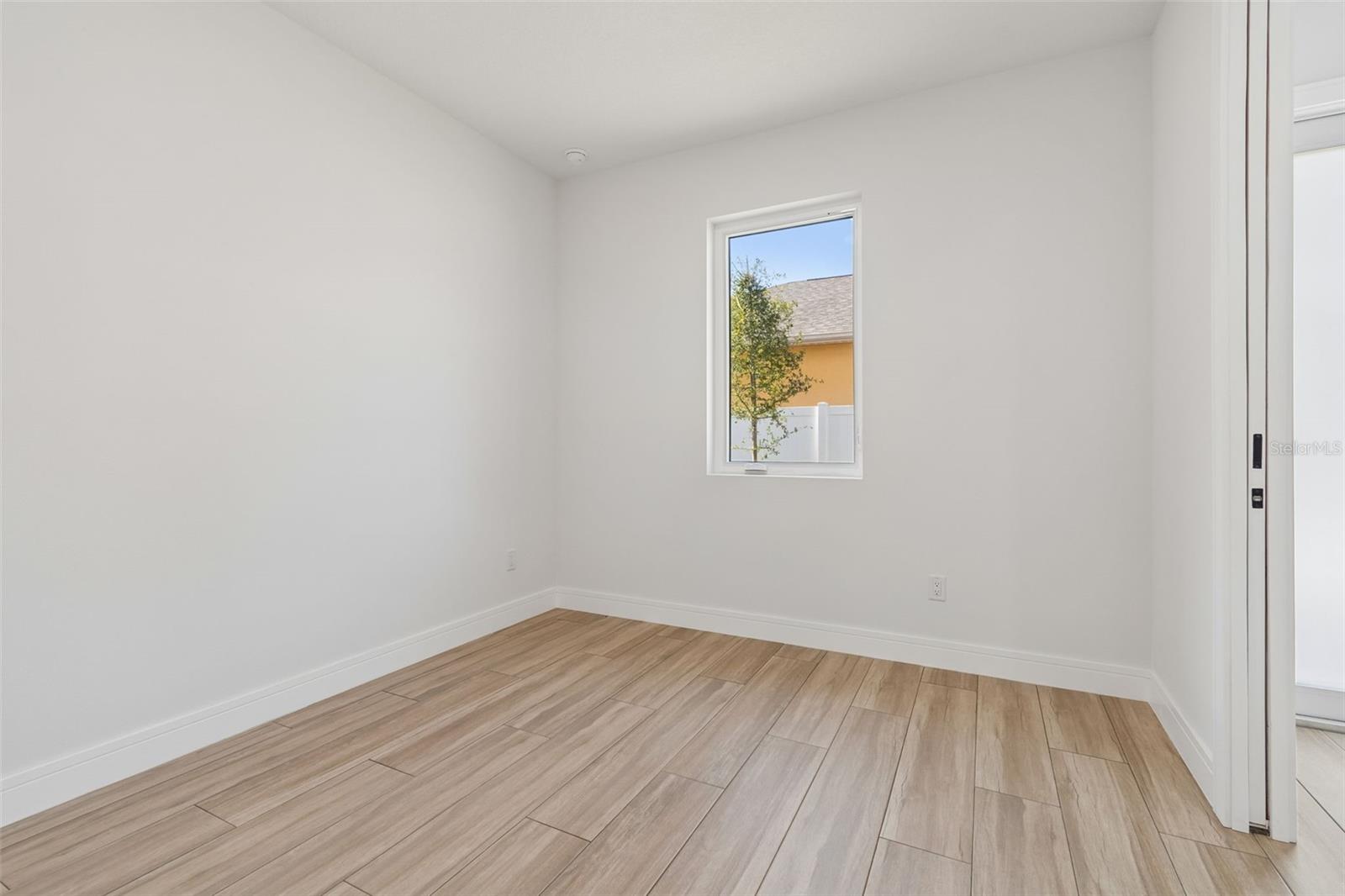 Image 24 of 50 For 1810 Erna Drive