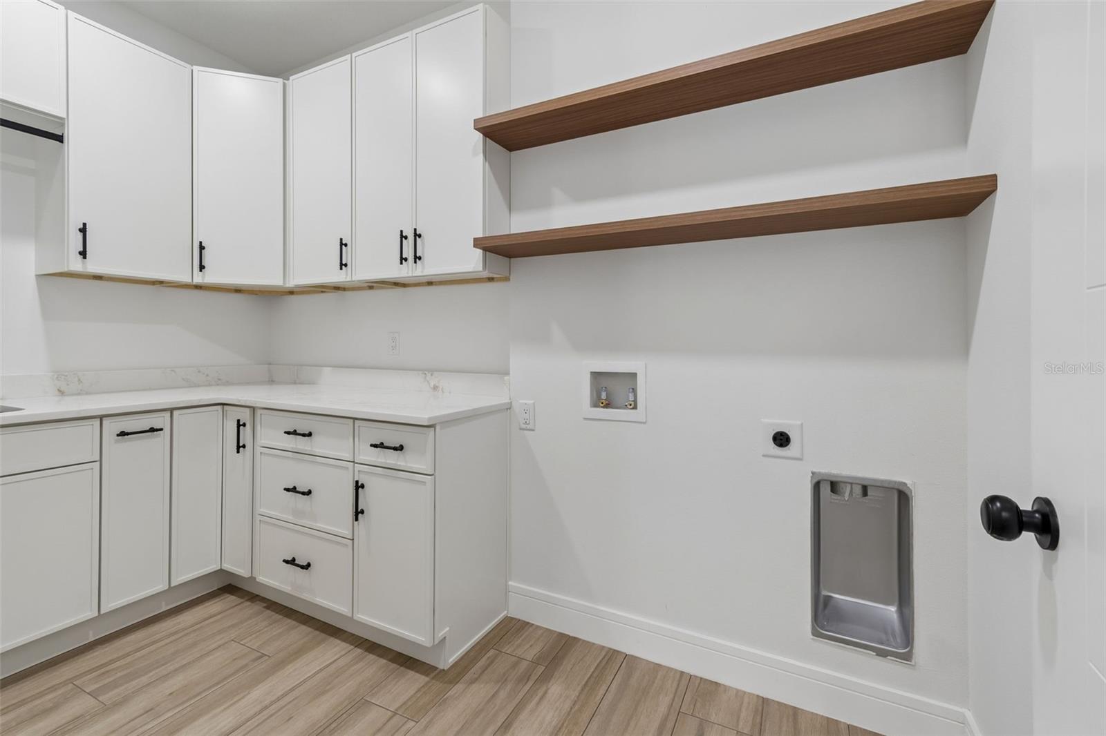 Image 30 of 50 For 1810 Erna Drive