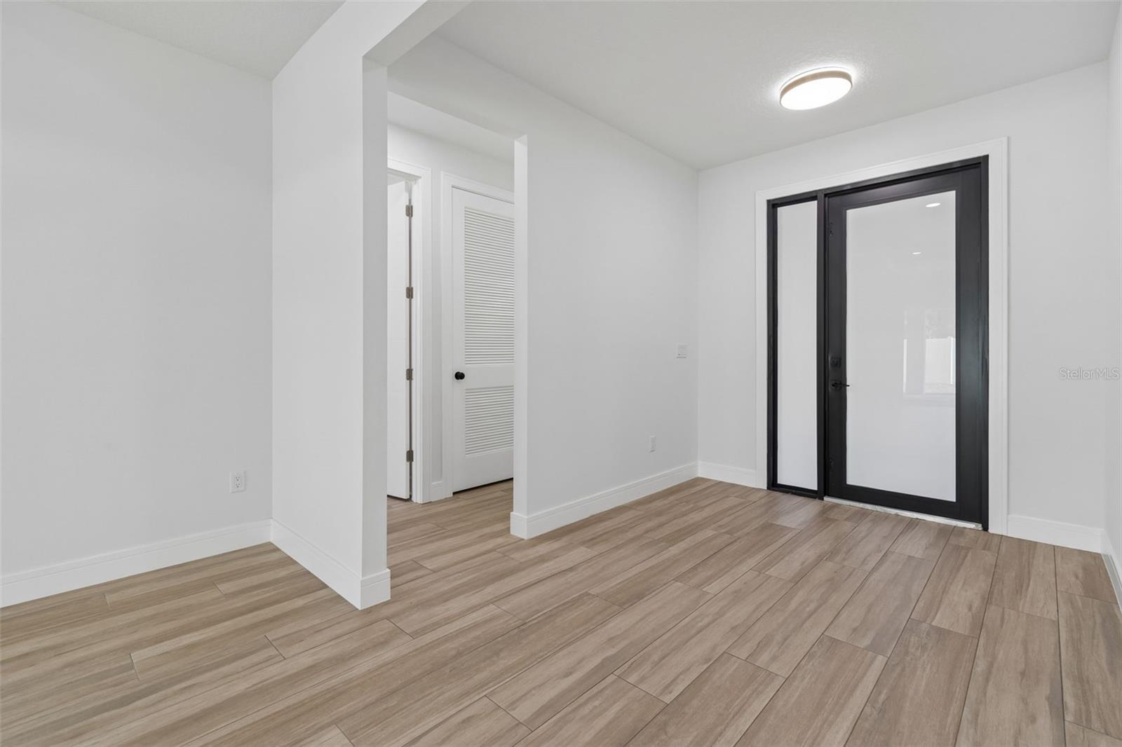 Image 33 of 50 For 1810 Erna Drive