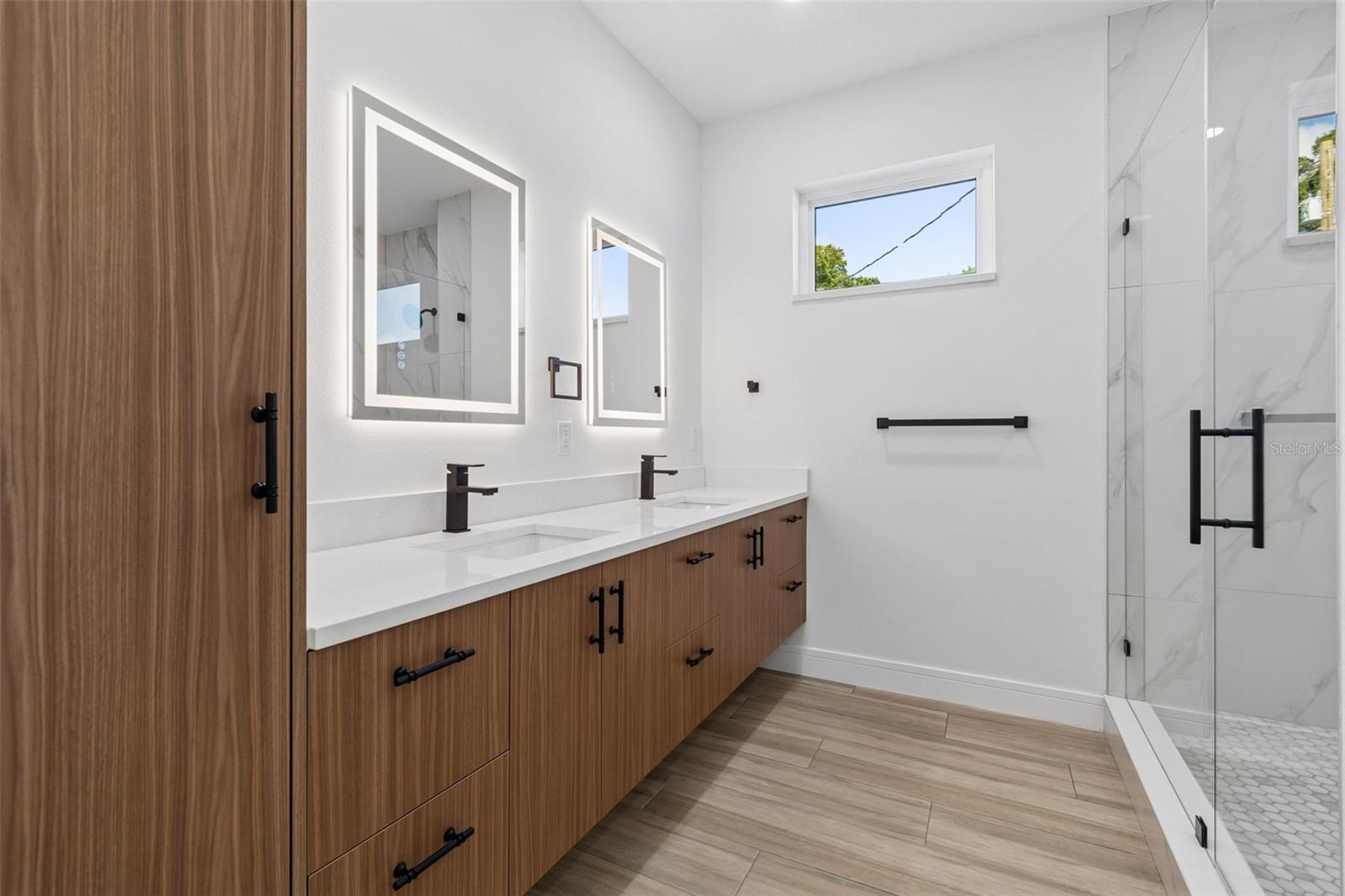 Image 35 of 50 For 1810 Erna Drive