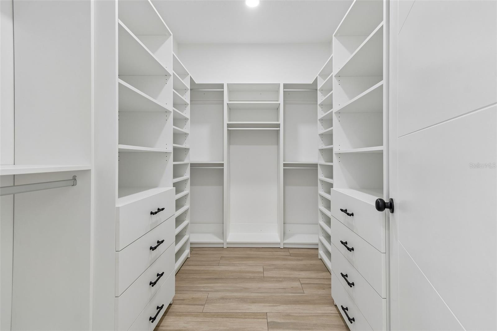 Image 38 of 50 For 1810 Erna Drive