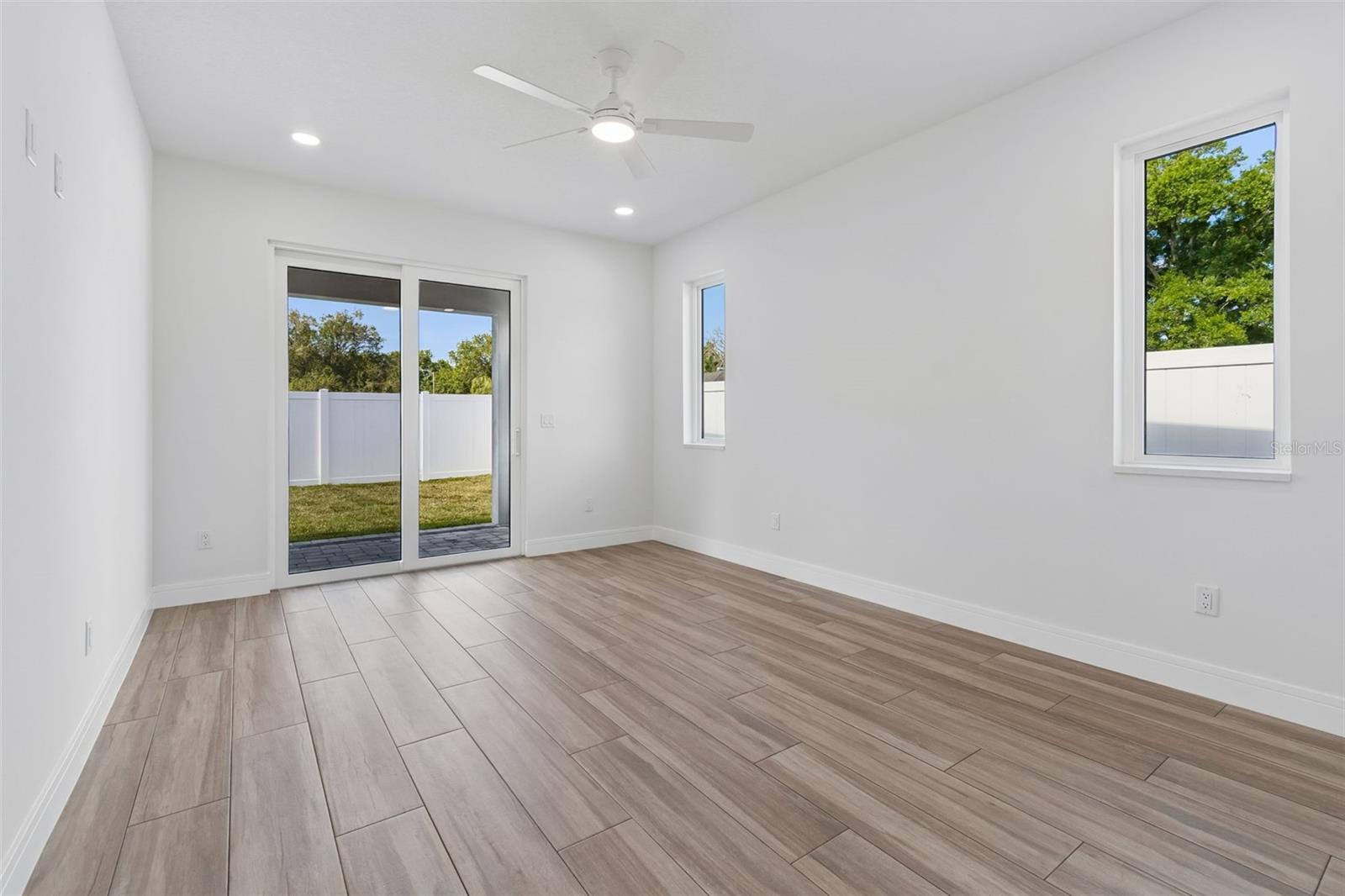 Image 39 of 50 For 1810 Erna Drive