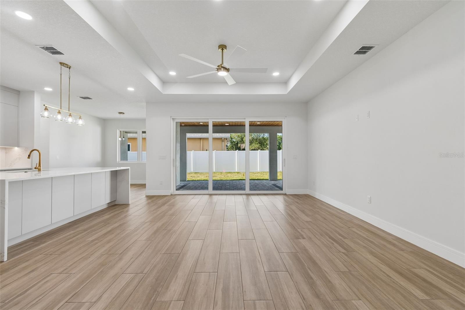 Image 6 of 50 For 1810 Erna Drive
