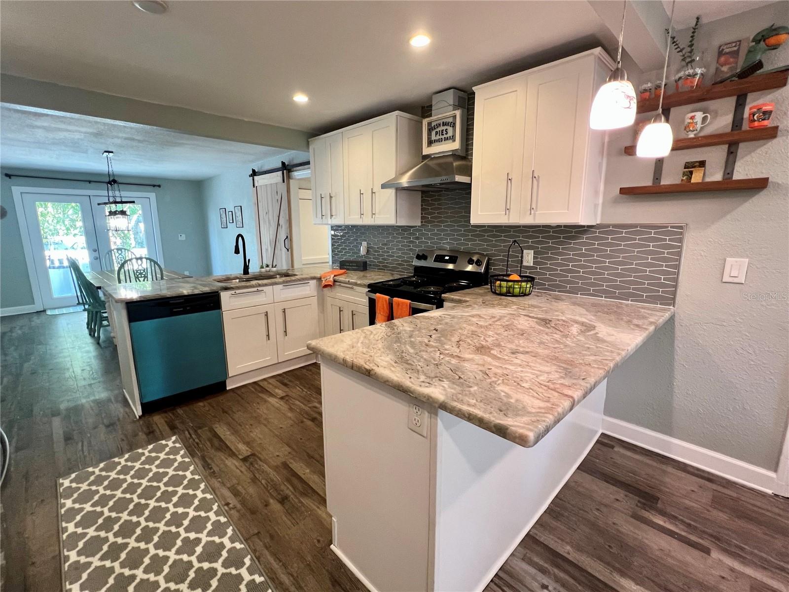 Image 21 of 61 For 1014 Crawford Street