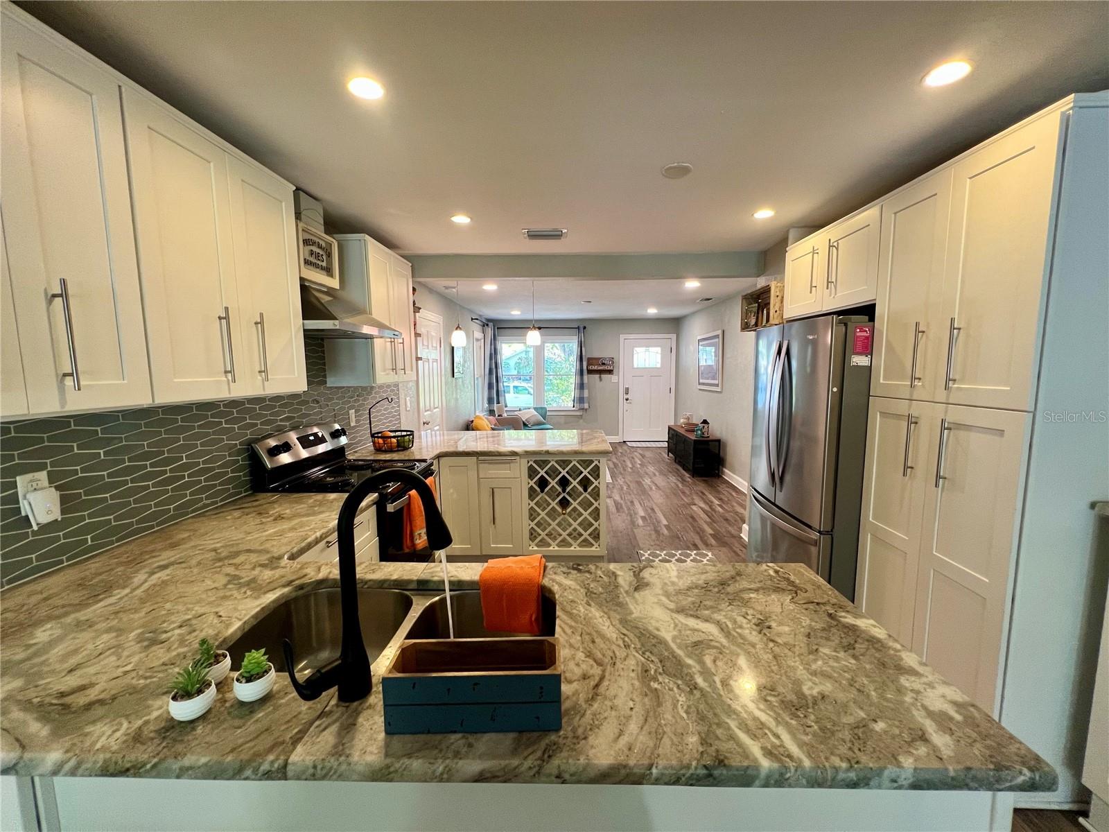 Image 35 of 61 For 1014 Crawford Street