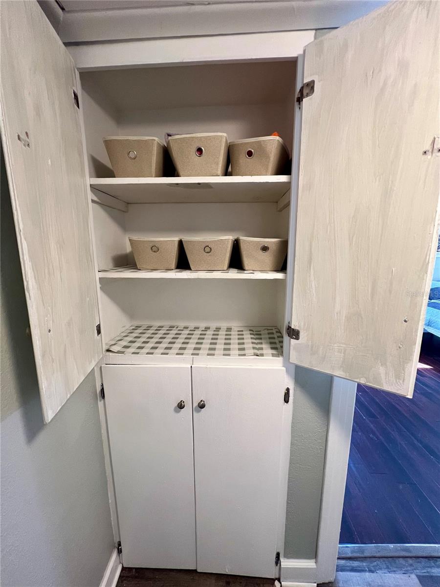 Image 37 of 61 For 1014 Crawford Street