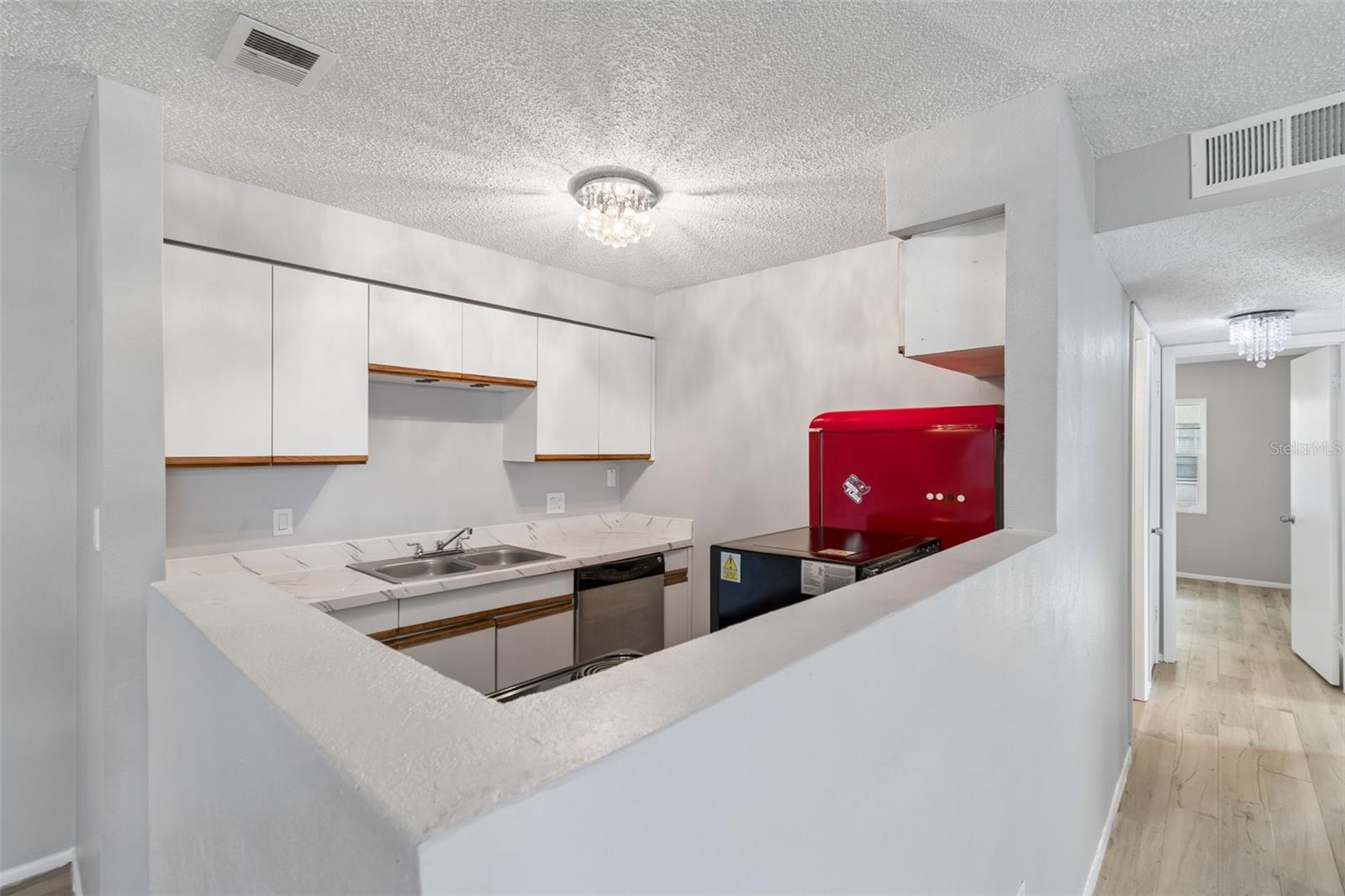 Image 15 of 31 For 4335 Aegean Drive 136a