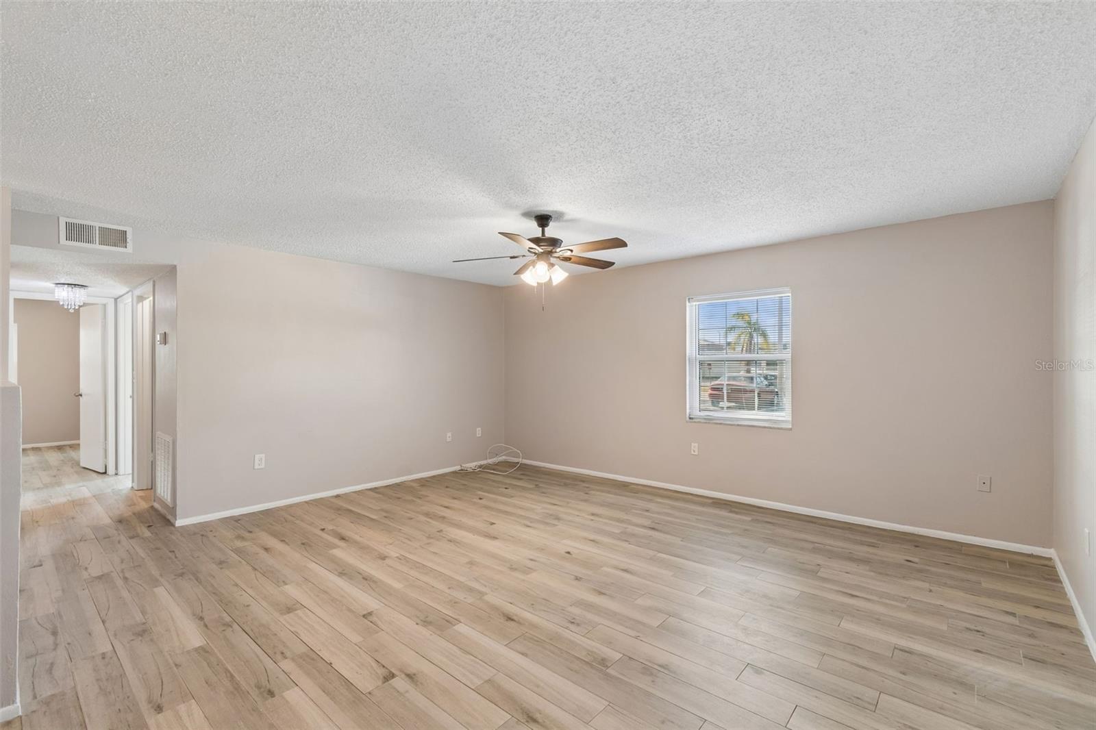 Image 5 of 31 For 4335 Aegean Drive 136a