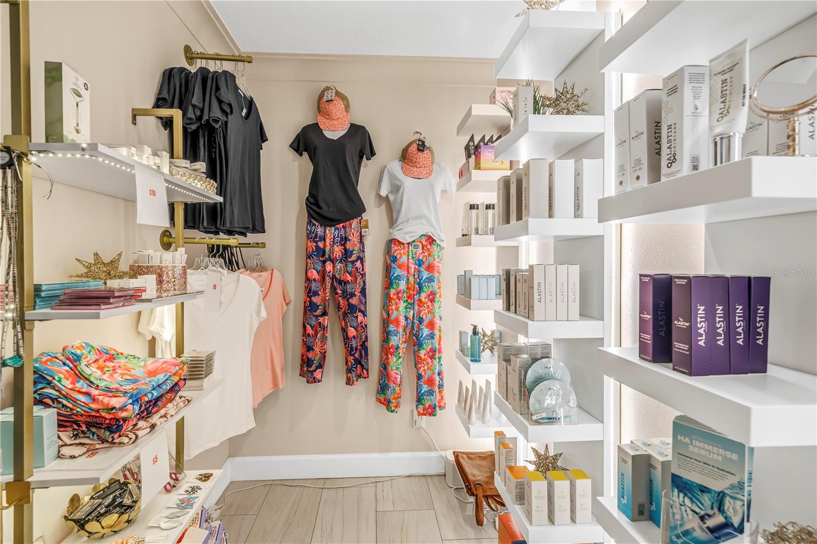 Image 10 of 29 For 2200 49th Street N