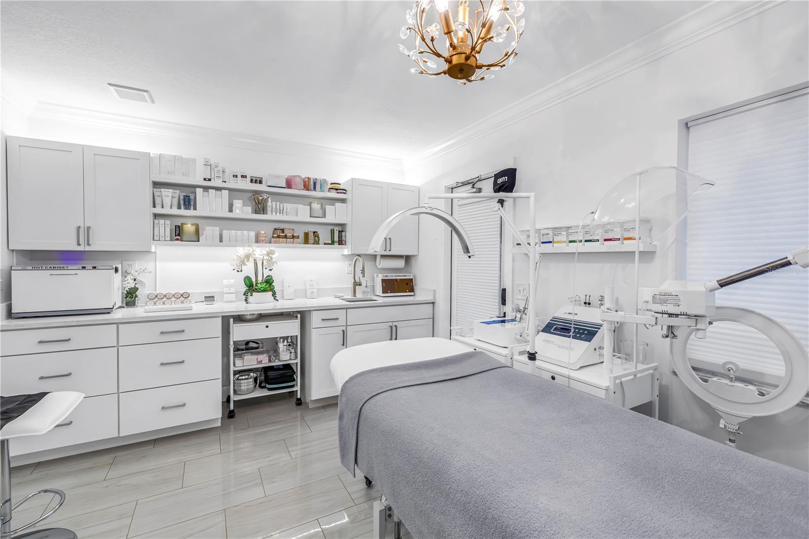 Image 15 of 29 For 2200 49th Street N