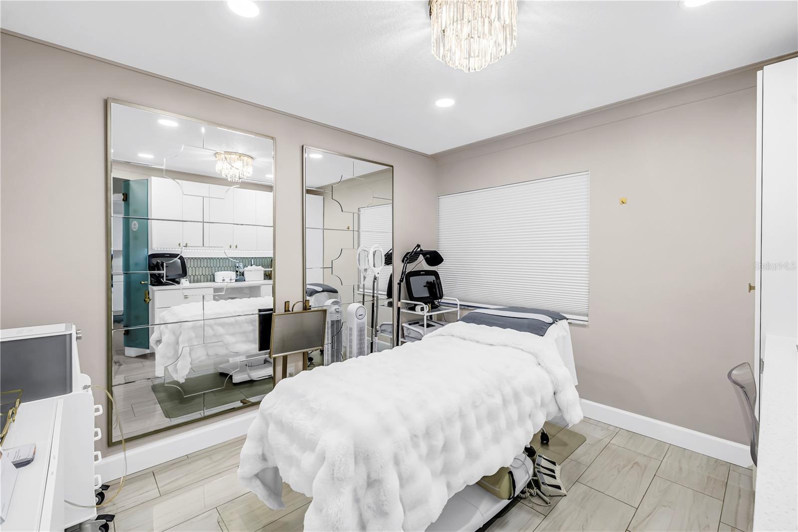 Image 17 of 29 For 2200 49th Street N