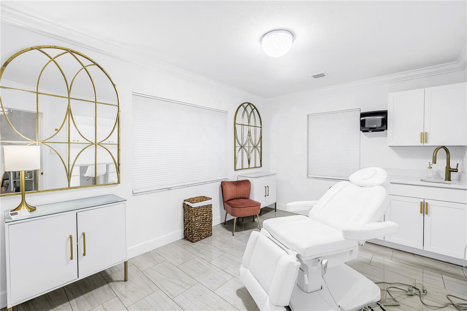 Image 19 of 29 For 2200 49th Street N