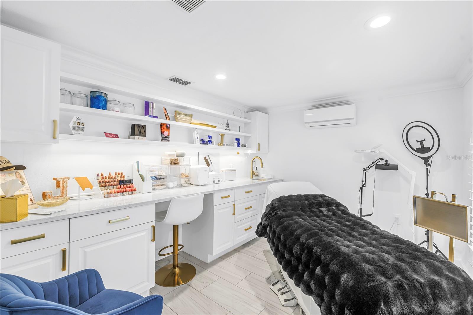 Image 6 of 29 For 2200 49th Street N