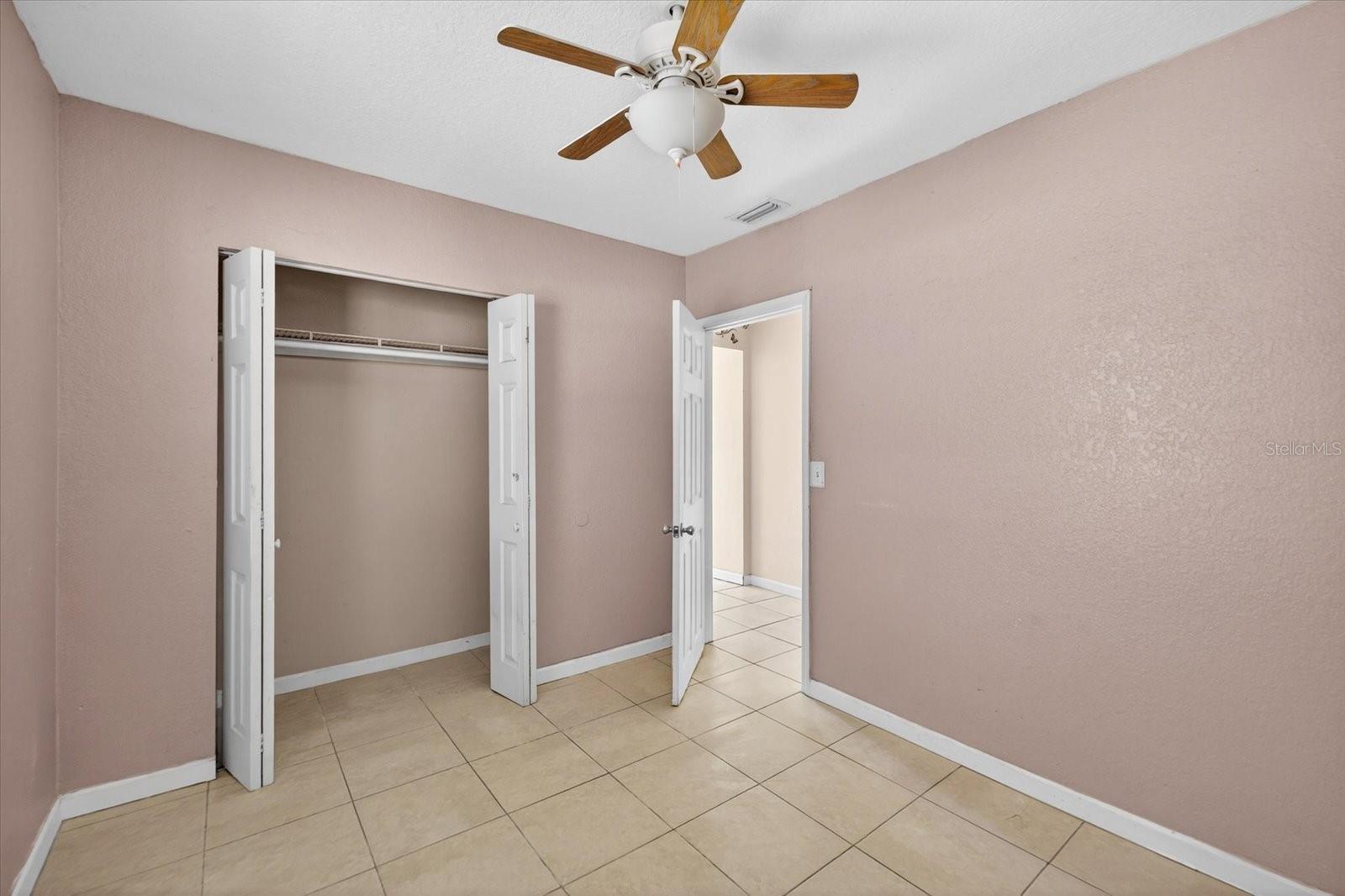 Image 23 of 34 For 2850 59th Avenue N