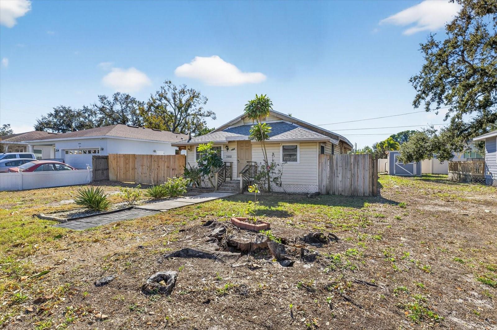 Image 7 of 34 For 2850 59th Avenue N