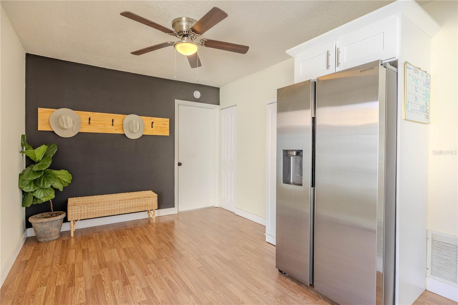 Image 15 of 37 For 10002 Oakengate Place