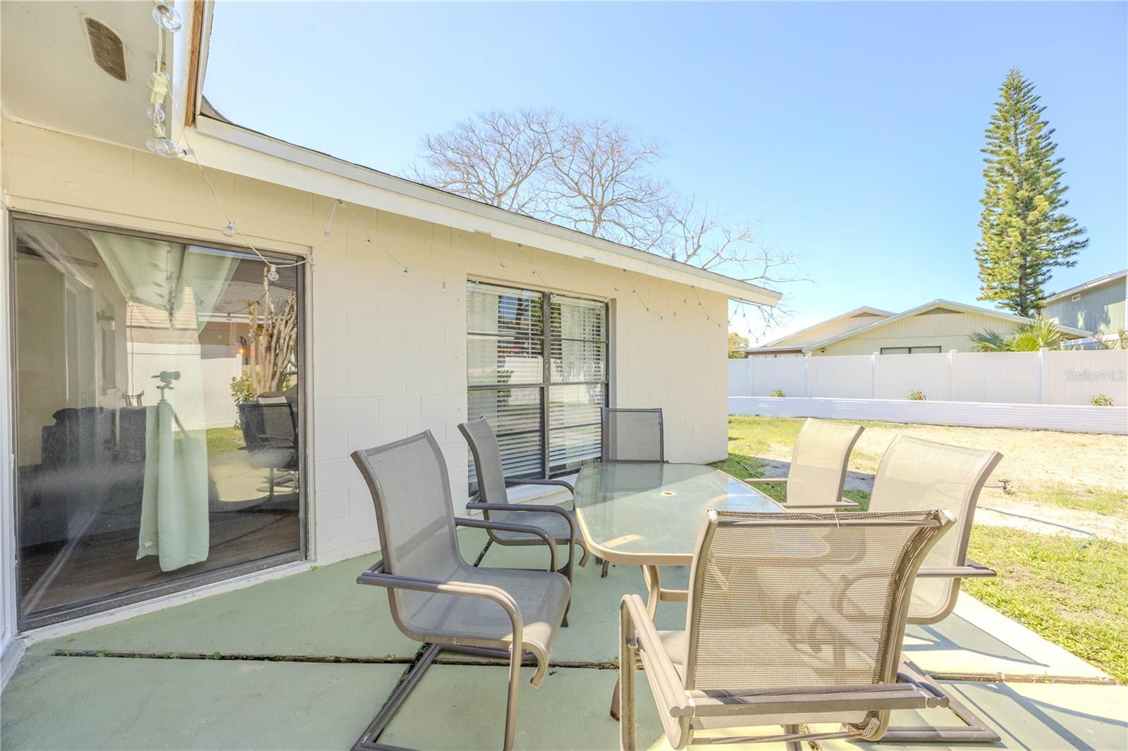 Image 29 of 37 For 10002 Oakengate Place