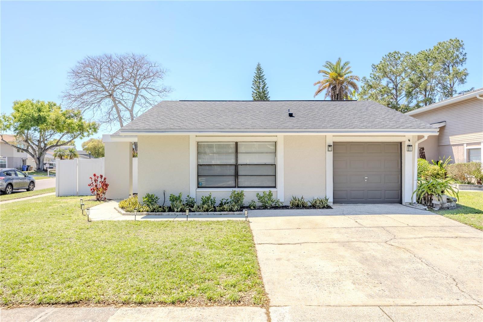 Image 32 of 37 For 10002 Oakengate Place