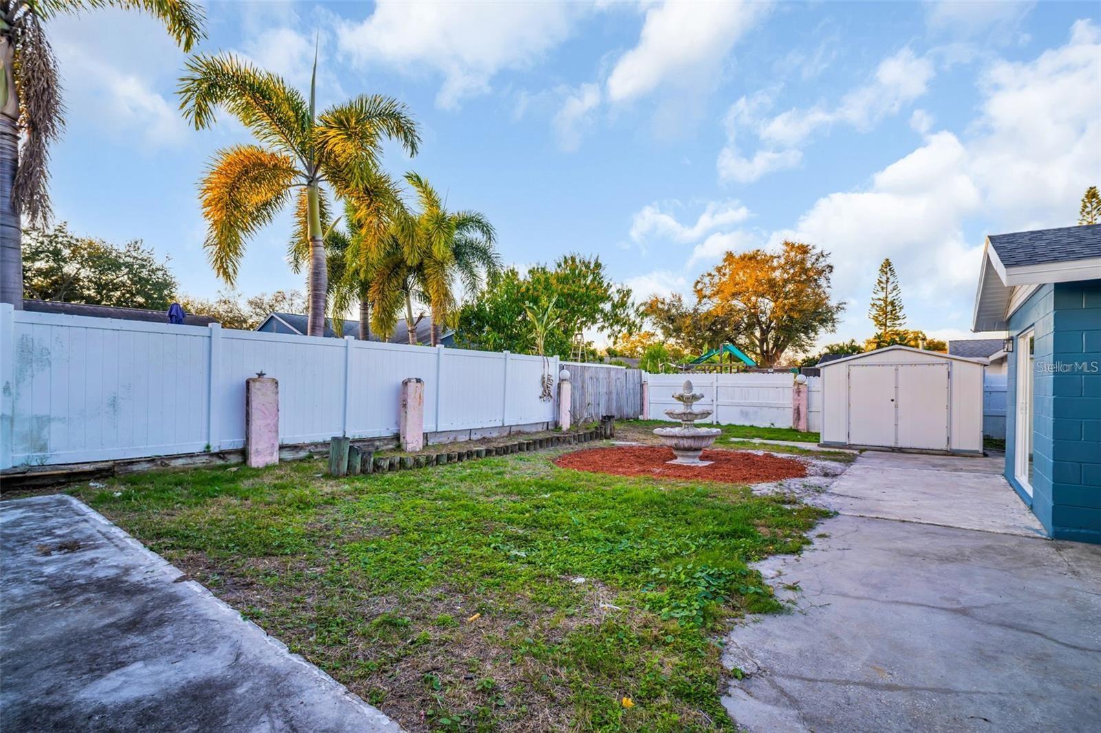 Image 18 of 22 For 12392 Cumberland Drive