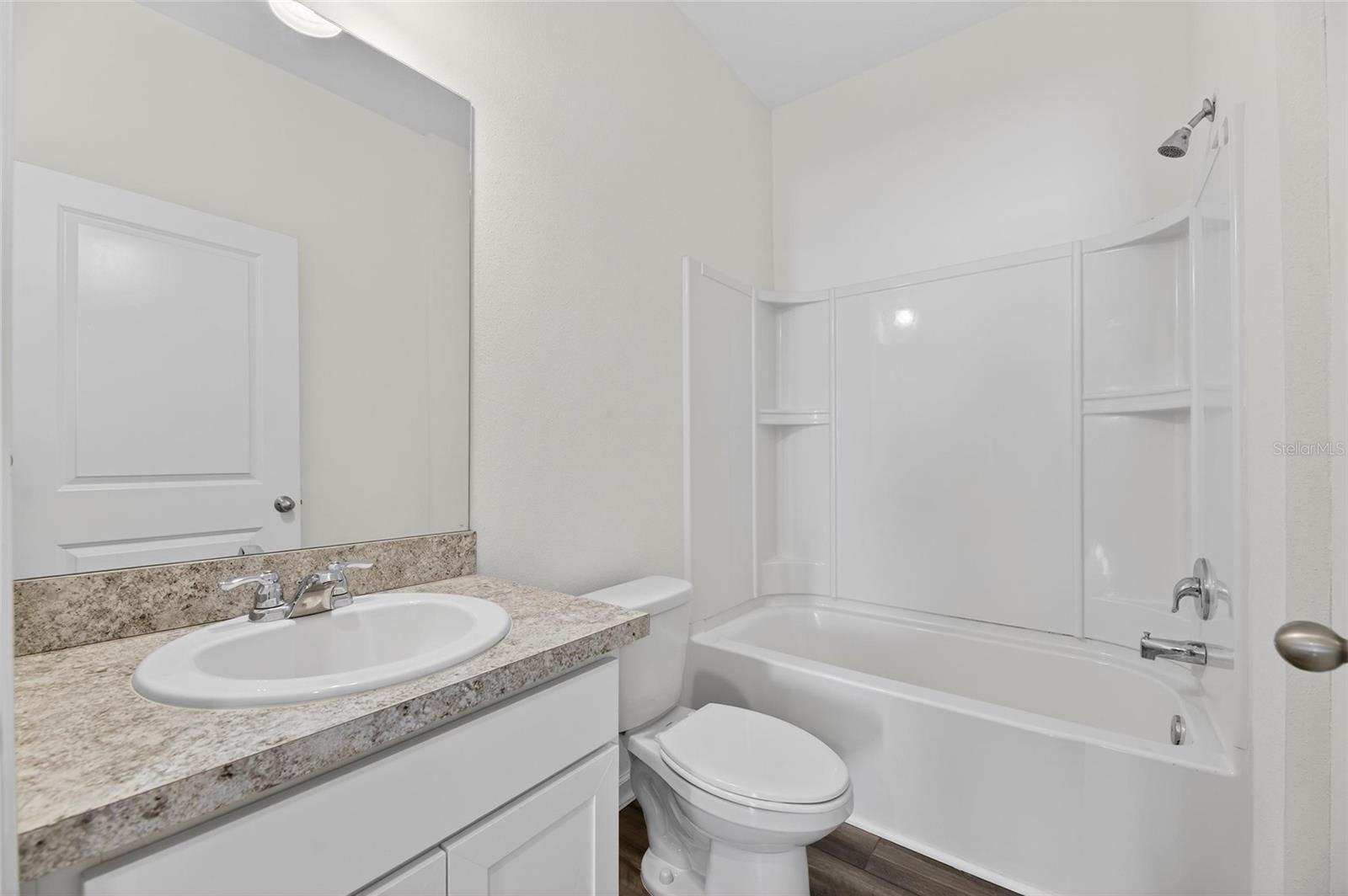 Image 18 of 37 For 1363 Anchor Bend Drive