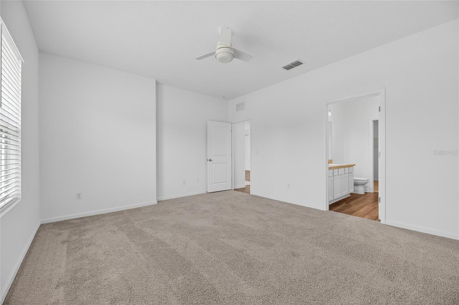 Image 22 of 37 For 1363 Anchor Bend Drive