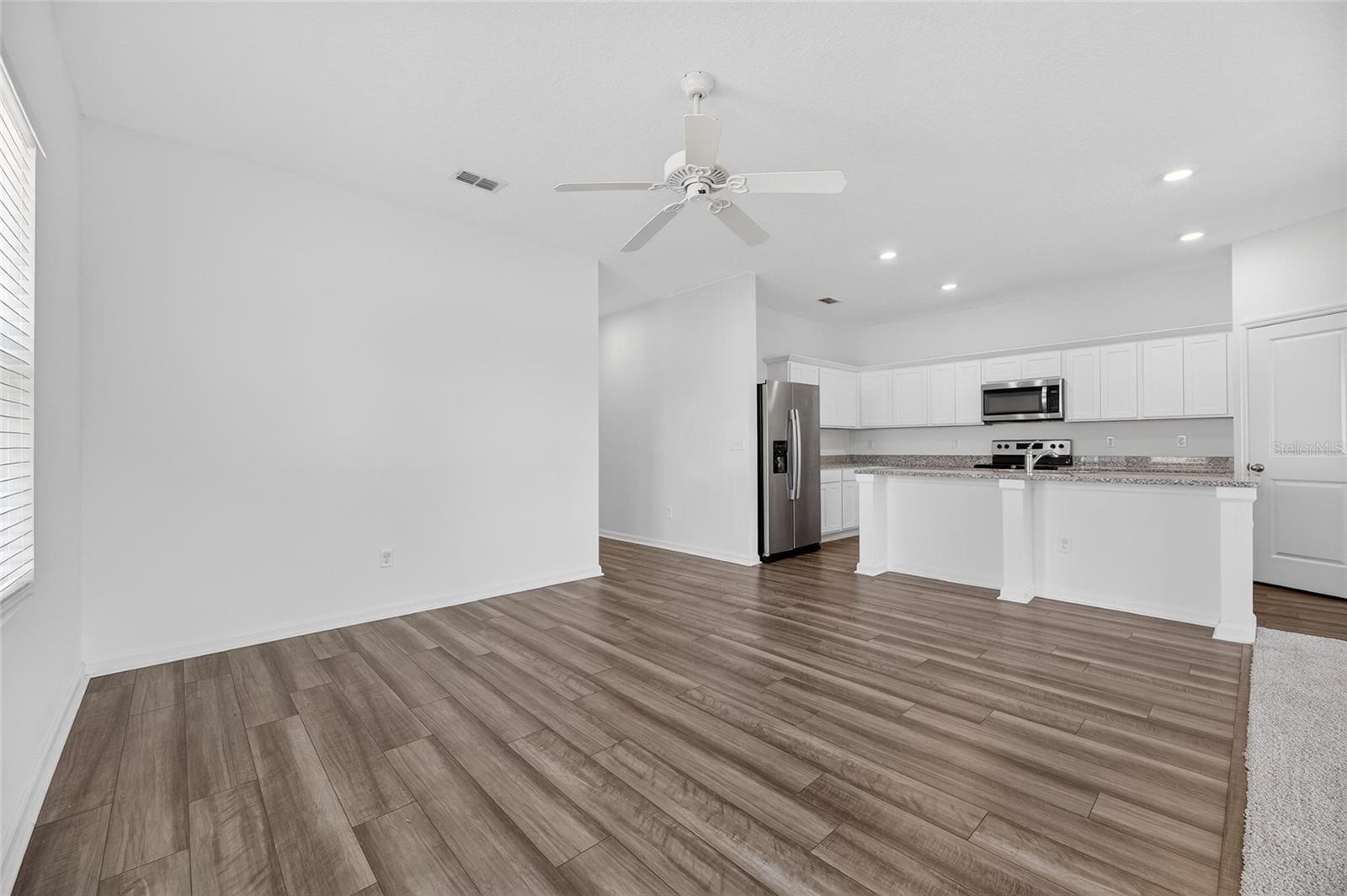 Image 3 of 37 For 1363 Anchor Bend Drive