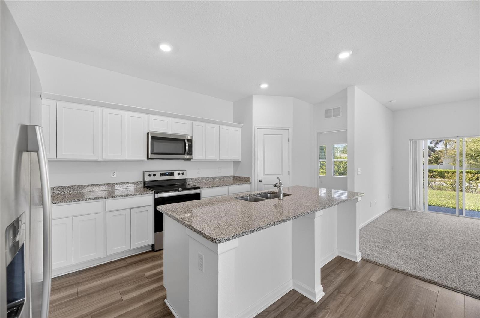 Image 6 of 37 For 1363 Anchor Bend Drive