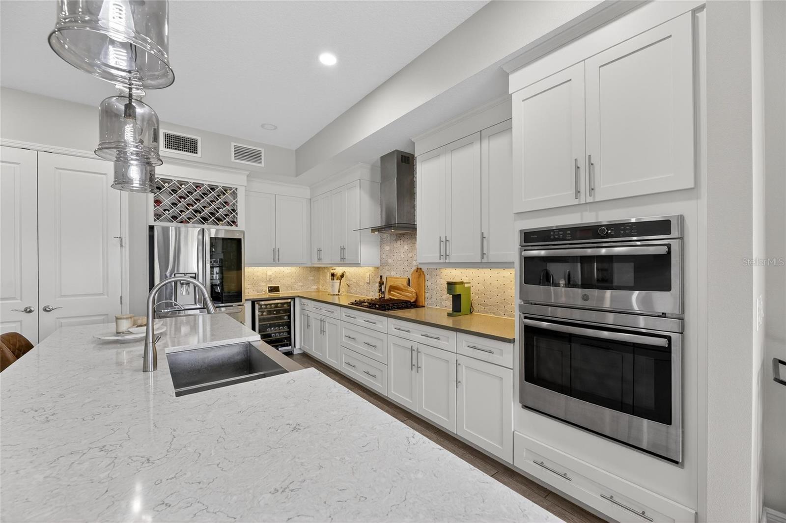 Image 15 of 51 For 7317 Hourglass Drive