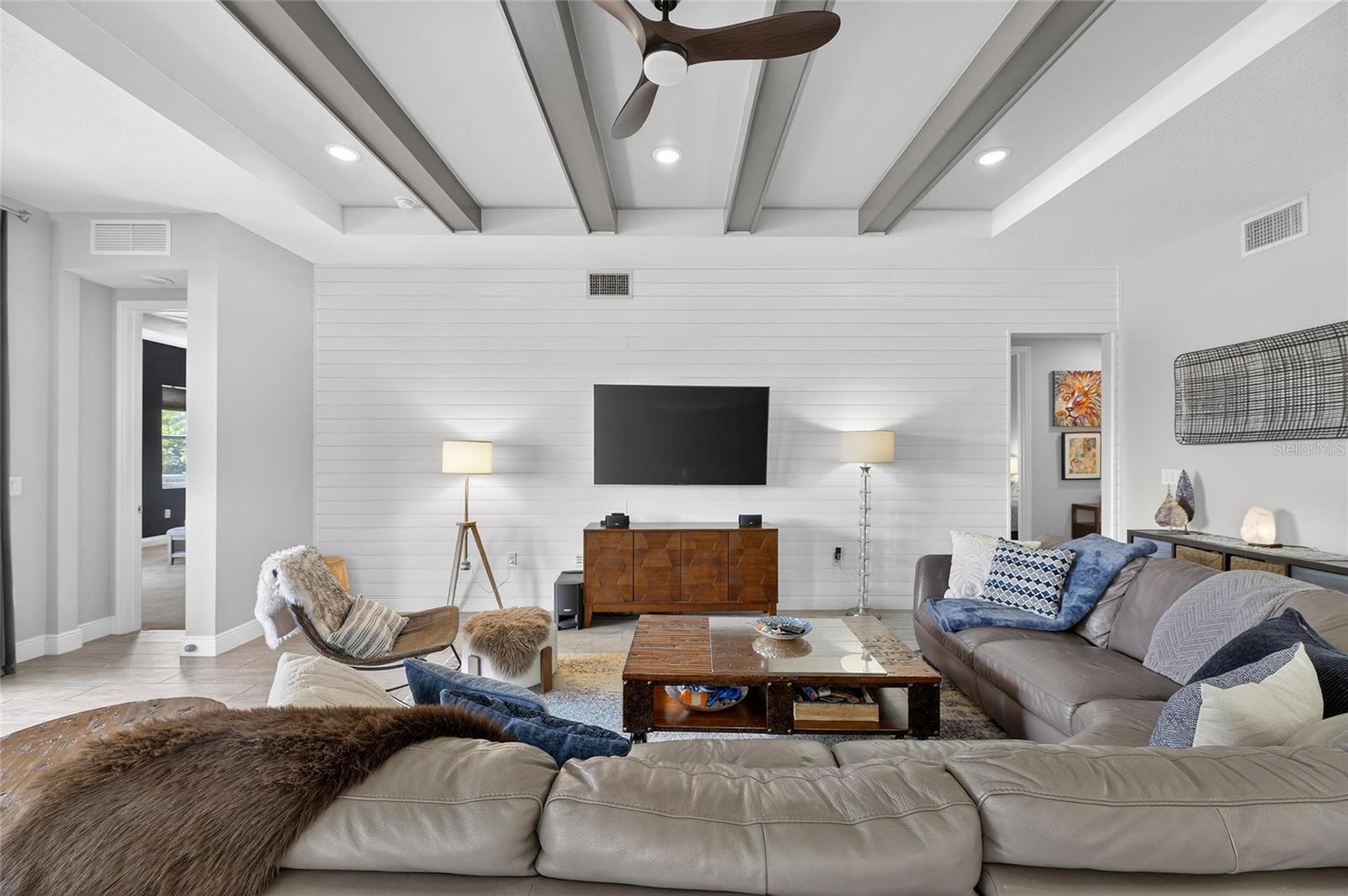 Image 20 of 51 For 7317 Hourglass Drive