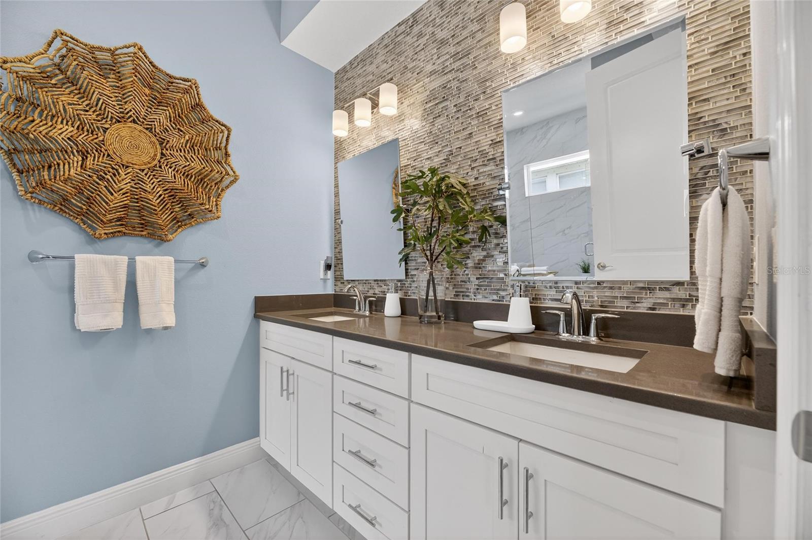 Image 29 of 51 For 7317 Hourglass Drive