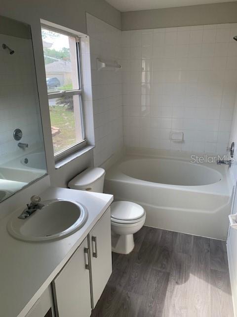 Listing photo id 12 for 3136 Pine Top Drive