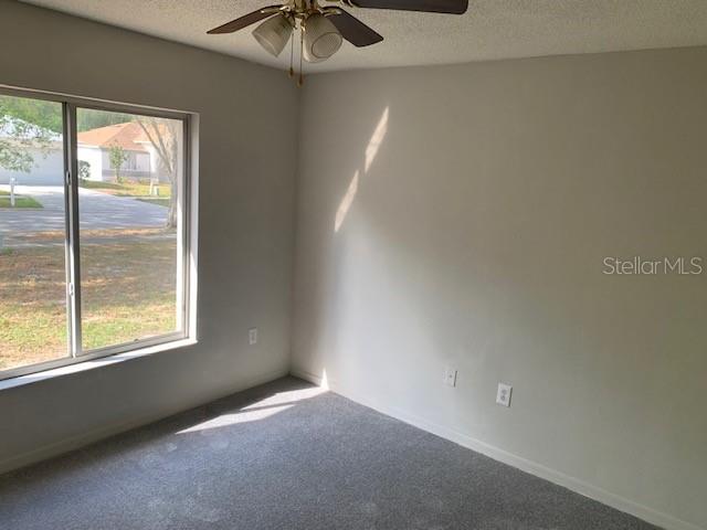 Listing photo id 7 for 3136 Pine Top Drive