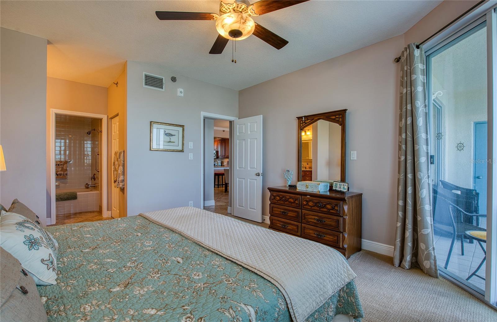 Image 27 of 58 For 7984 Sailboat Key Boulevard S 502