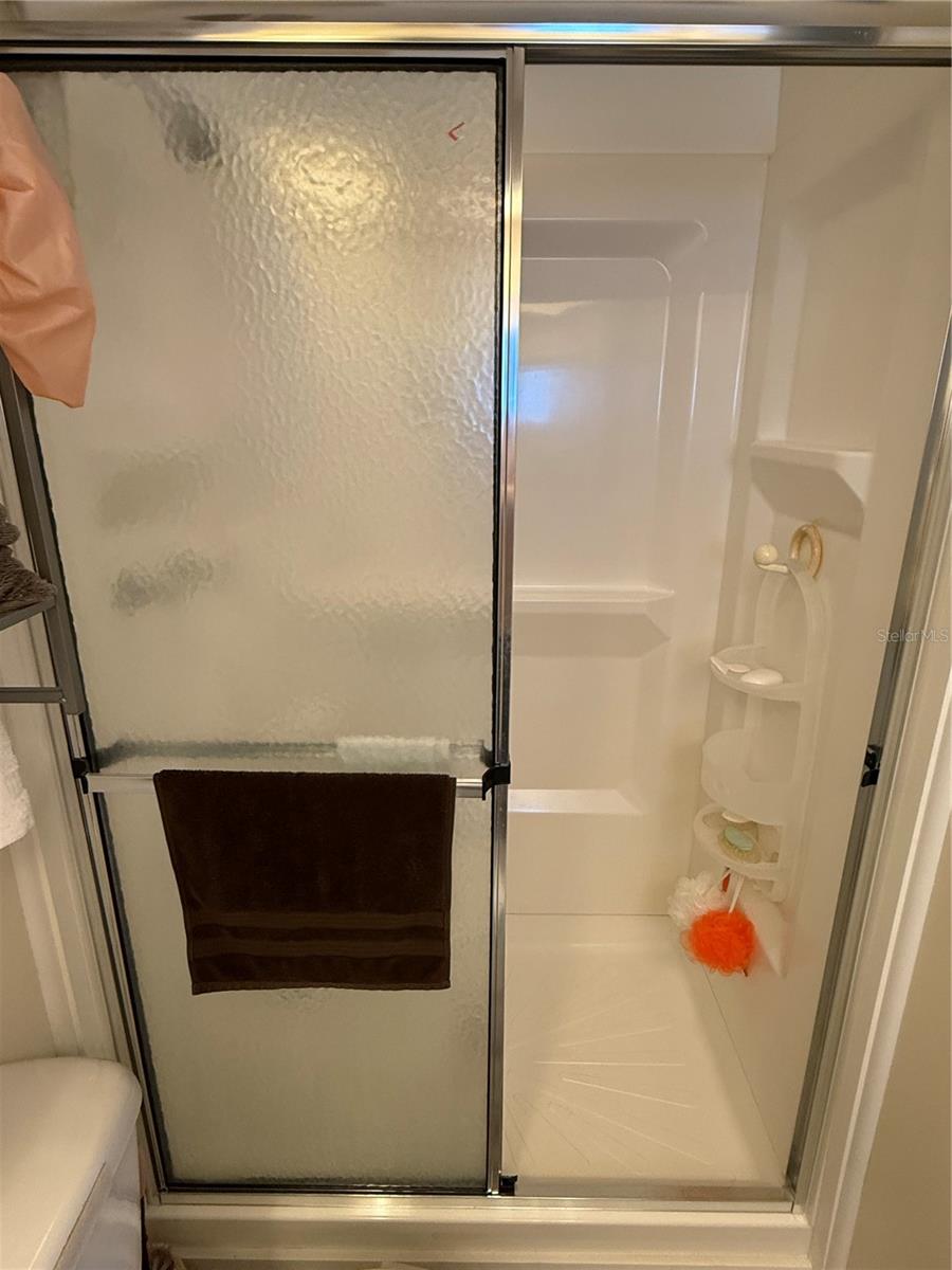 Image 20 of 33 For 34541 Violet Drive N