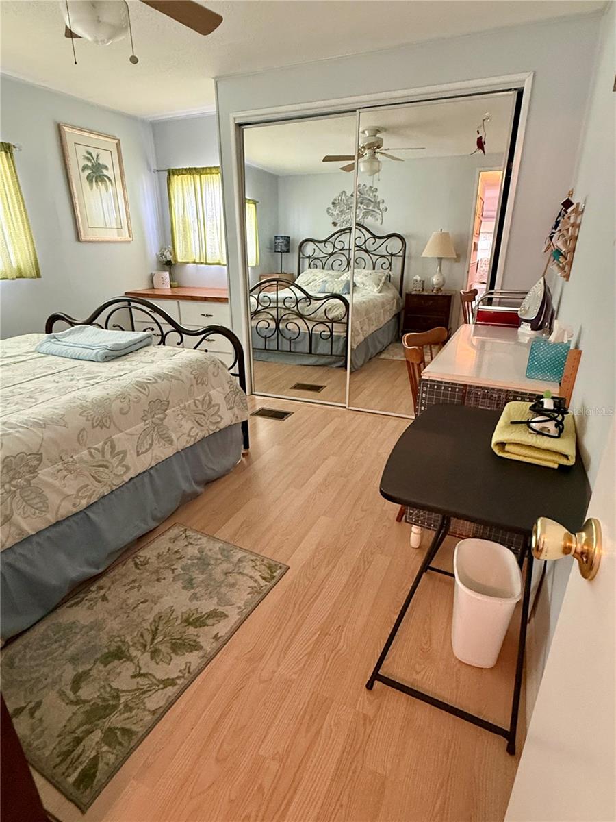 Image 21 of 33 For 34541 Violet Drive N