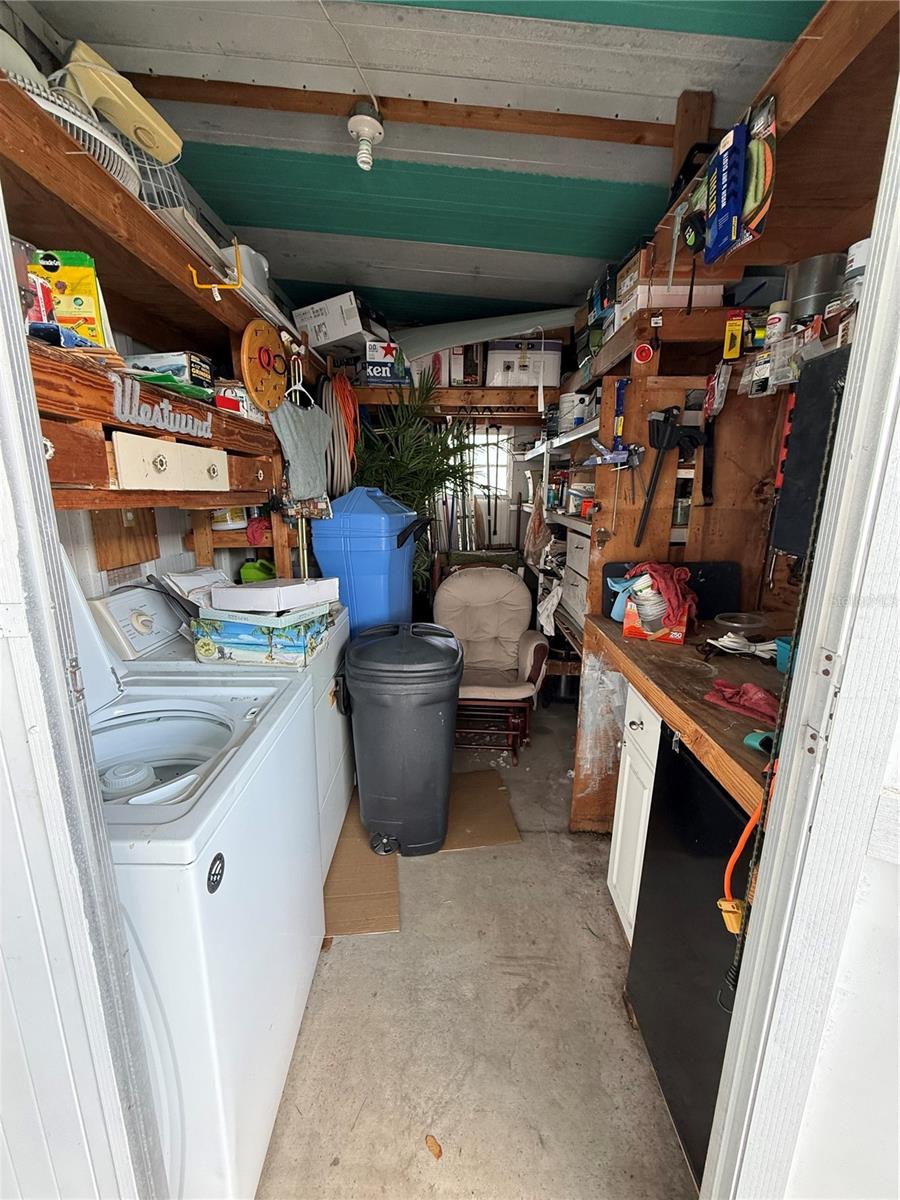 Image 23 of 33 For 34541 Violet Drive N