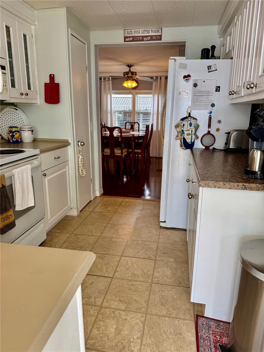 Image 3 of 33 For 34541 Violet Drive N