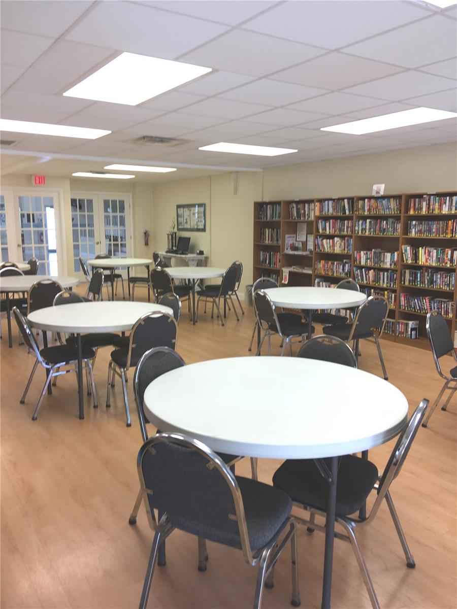 Image 30 of 33 For 34541 Violet Drive N