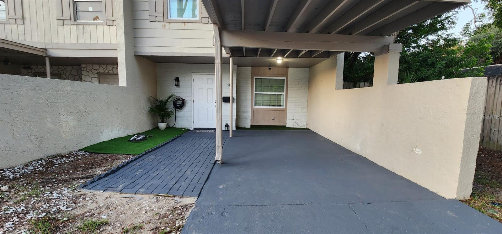 Details for 5118 Tennis Court Circle, TAMPA, FL 33617