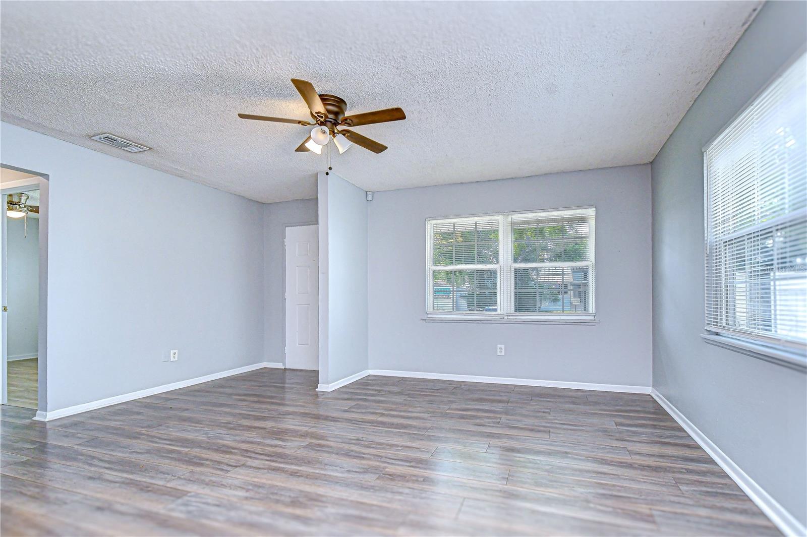 Image 8 of 29 For 5119 6th Avenue N