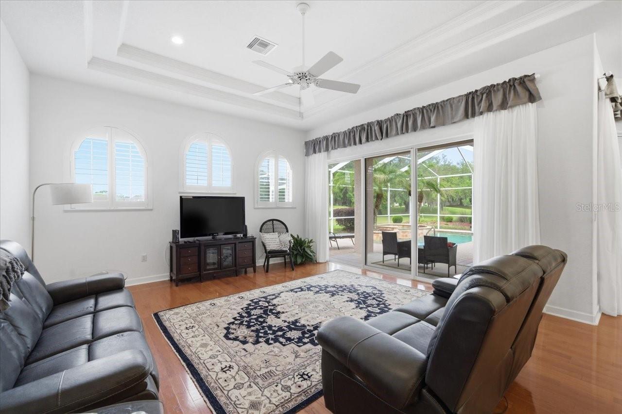 Image 14 of 55 For 5021 Championship Cup Lane